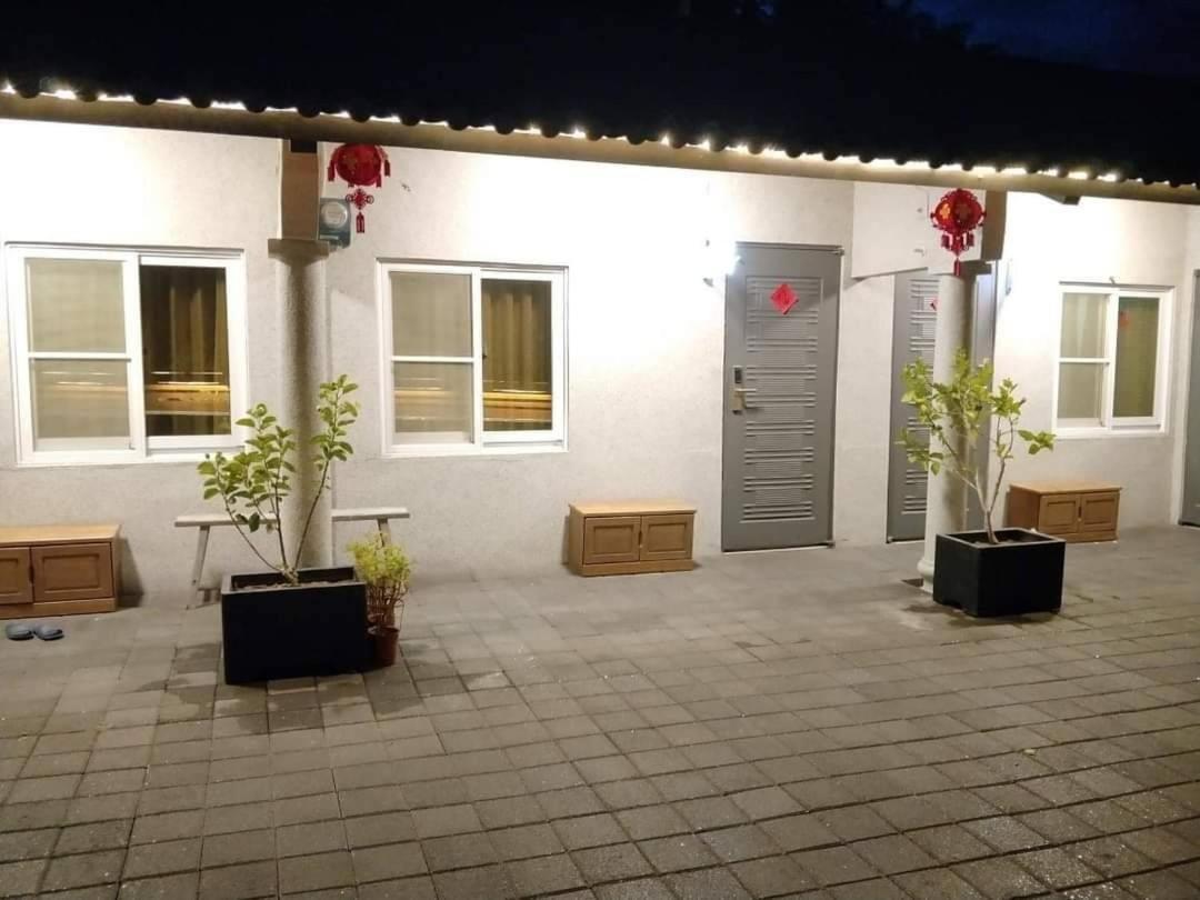 Searoad Homestay Taimali Exteriör bild