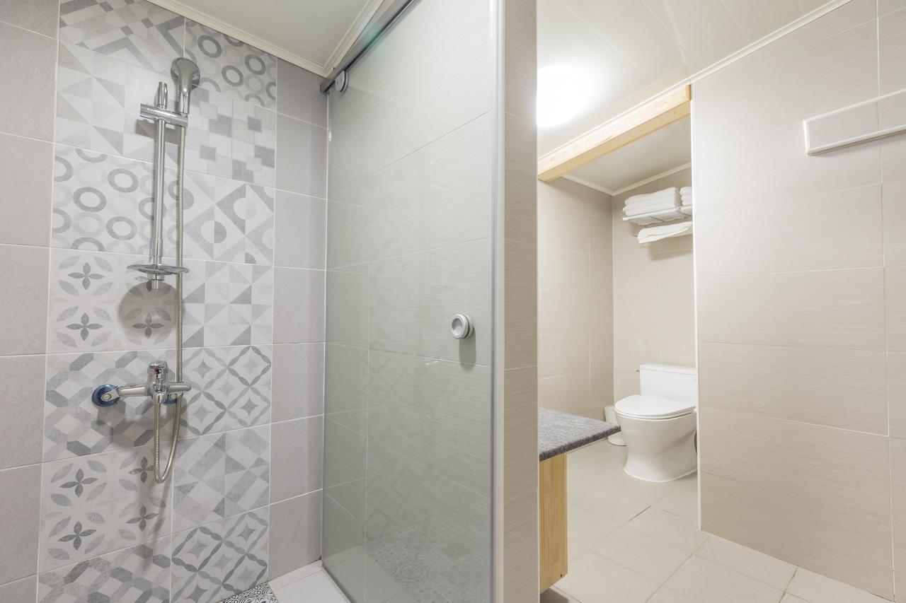 Searoad Homestay Taimali Exteriör bild